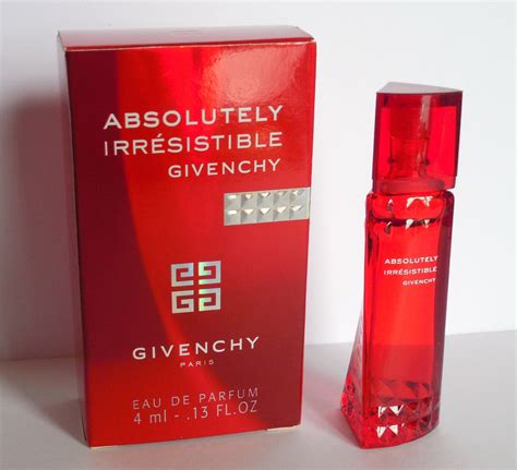 Bihterin Parfümü Givenchy Absolutely Irresistible .